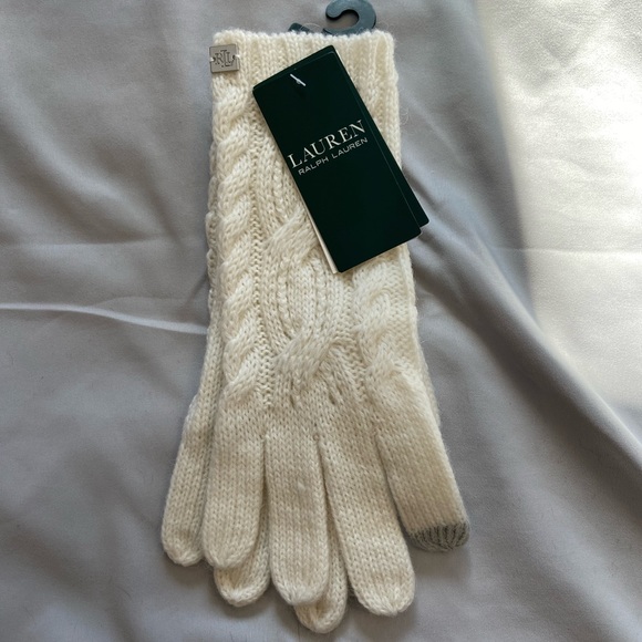 Ralph Lauren Accessories - 🆕Ralph Lauren Wool Blend Touch Screen Gloves- NWT